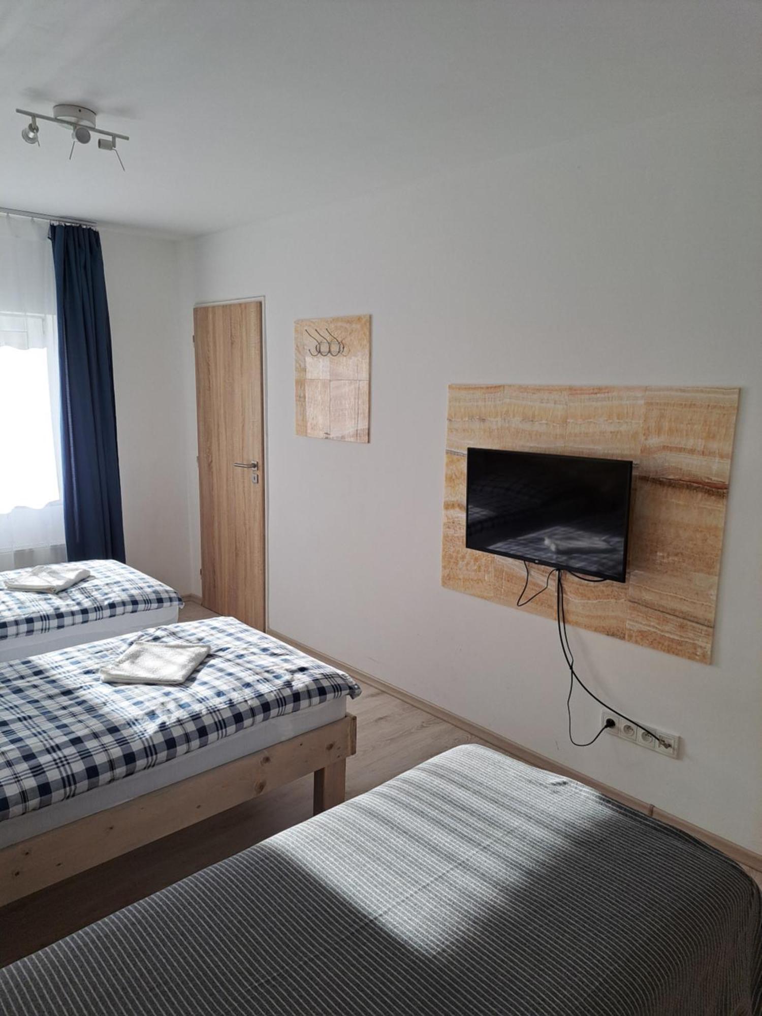 Apartmany Amalia П'єштяни Екстер'єр фото
